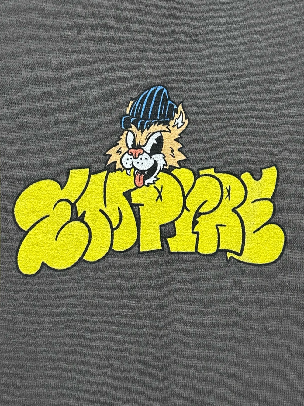 Empyre Graffiti Cat Bubble Letter Graphic Shirt - Picture 7 of 8